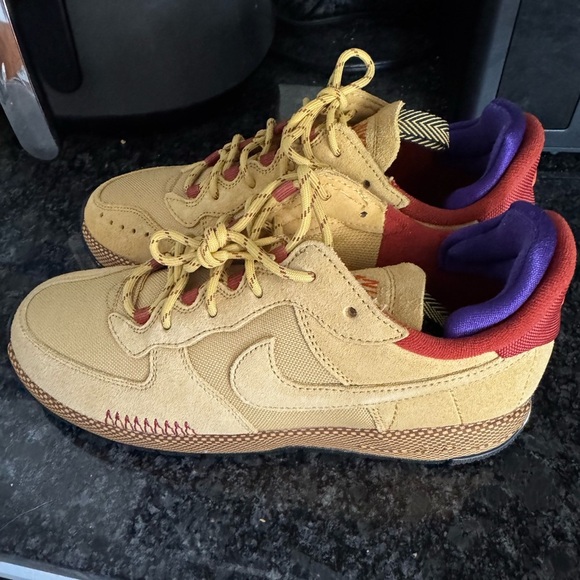 Nike‎ Women's Air Force 1 Wild FB2348-700 Wheat Size 9 - Picture 1 of 5